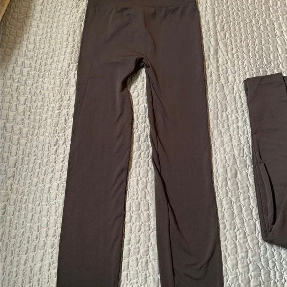 Nwot set off 2 black leggings - Picture 3 of 4